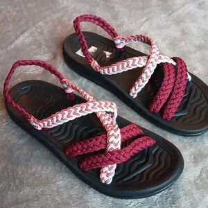 MEGNYA Comfort Braided Strap Sandals